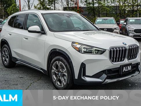 Used 2025 BMW X1 xDrive28i image 4