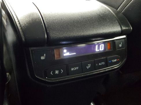 Used 2023 Toyota Highlander Platinum AWD/4WD image 15
