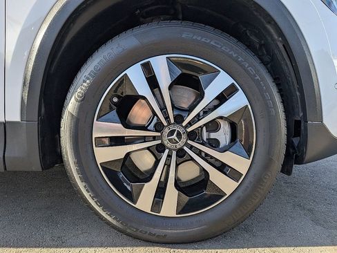 Used 2025 Mercedes-Benz GLA 250 image 16