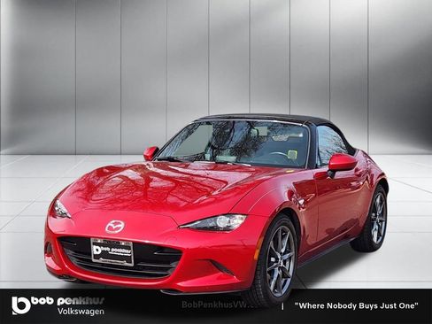 Used 2016 MAZDA MX-5 Miata Grand Touring image 22