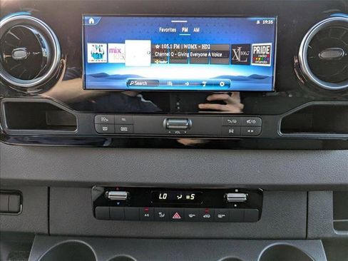 New 2025 Mercedes-Benz Sprinter 2500 image 12