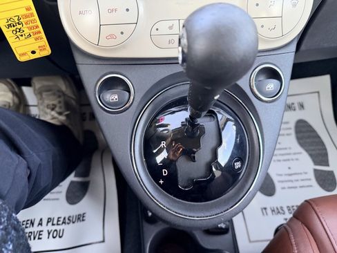 Used 2016 FIAT 500 Lounge image 22