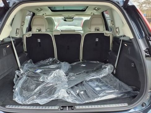 New 2026 Volvo XC90 B6 Ultra w/ Protection Package image 9