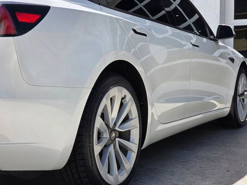 Used 2023 Tesla Model 3 Standard Range image 39