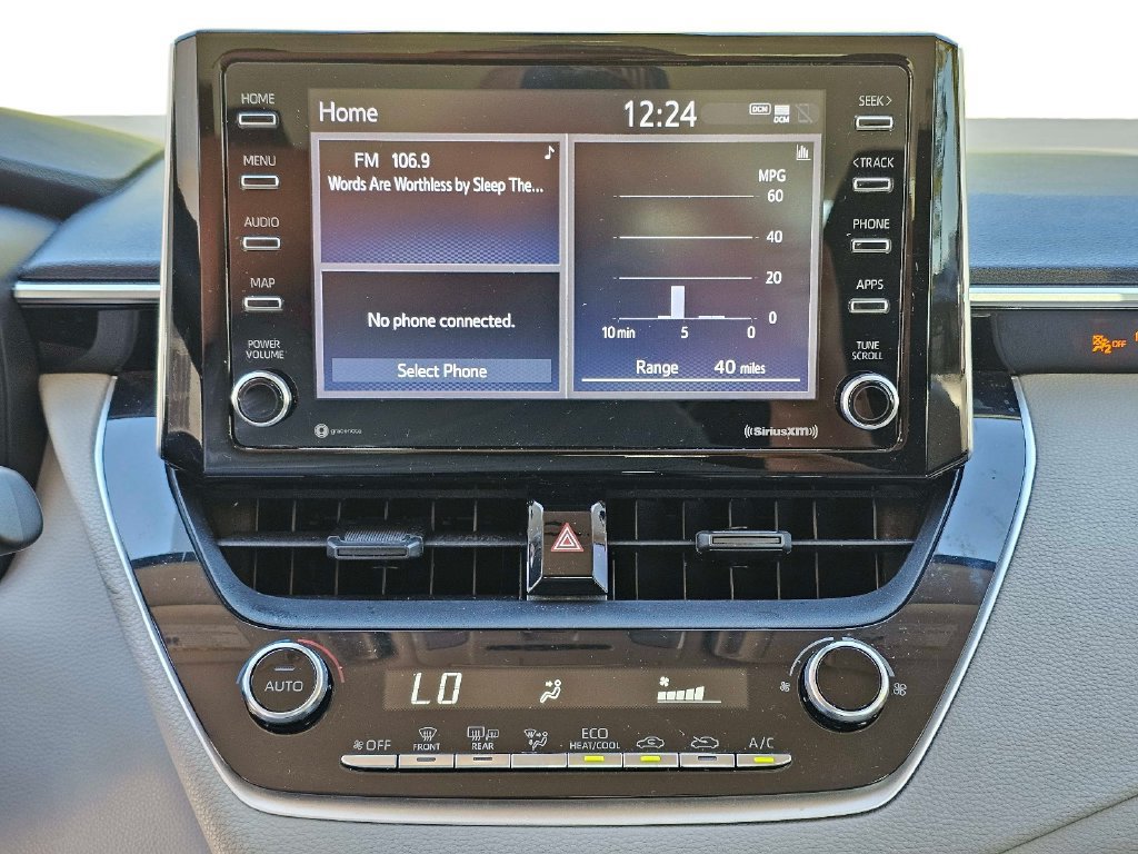 Used 2021 Toyota Corolla LE FWD image 24