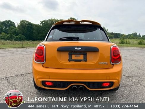 Used 2018 MINI Cooper S FWD image 4