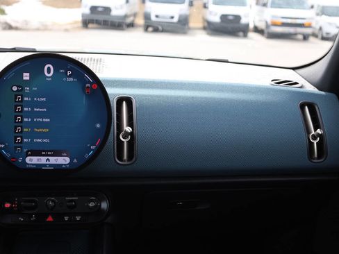 Used 2025 MINI Cooper Countryman S w/ Comfort Package Max image 25