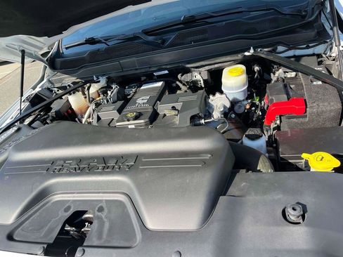 Used 2022 RAM 2500 Laramie AWD/4WD image 38
