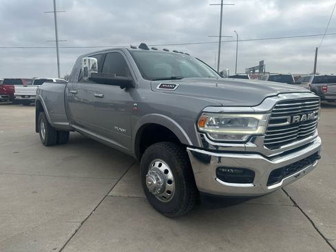 Used 2019 RAM 3500 Laramie image 4