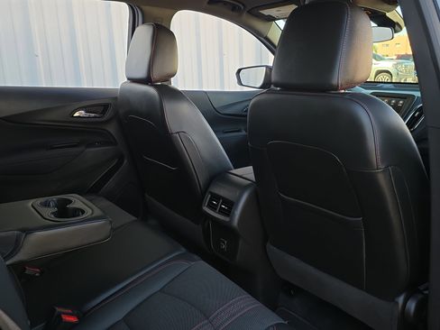 Used 2023 Chevrolet Equinox RS w/ LPO, Cargo Package image 31