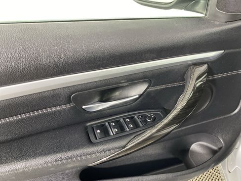 Used 2018 BMW 430i Convertible image 15