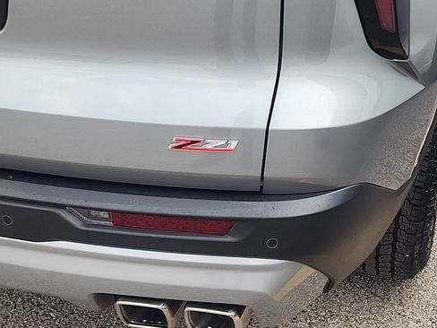 Used 2026 Chevrolet Traverse Z71 w/ Enhanced Driving Package AWD/4WD image 4