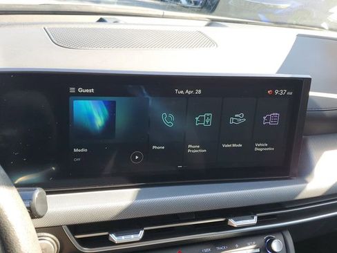 Used 2025 Hyundai Sonata SEL FWD image 17