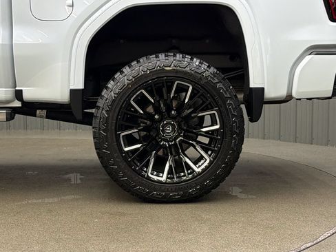 Used 2026 GMC Sierra 1500 Denali Ultimate AWD/4WD image 11