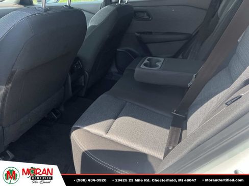 Used 2022 Nissan Rogue S AWD/4WD image 12