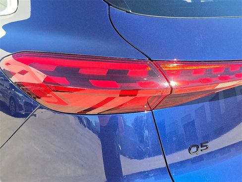 New 2025 Audi Q5 Premium image 34