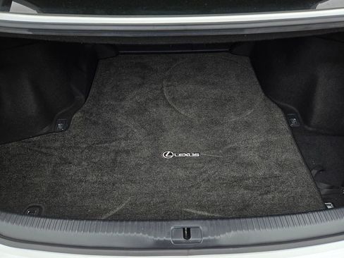 Used 2019 Lexus IS 300 F Sport w/ F Sport Package RWD image 37