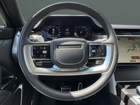 New 2025 Land Rover Range Rover Long Wheelbase SE image 30