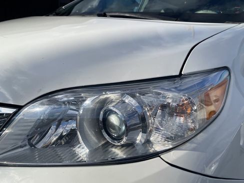 Used 2012 Toyota Sienna XLE image 25