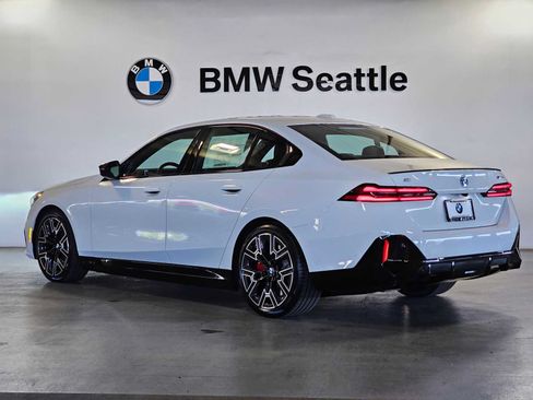 New 2026 BMW i5 M60 w/ Premium Package AWD/4WD image 36