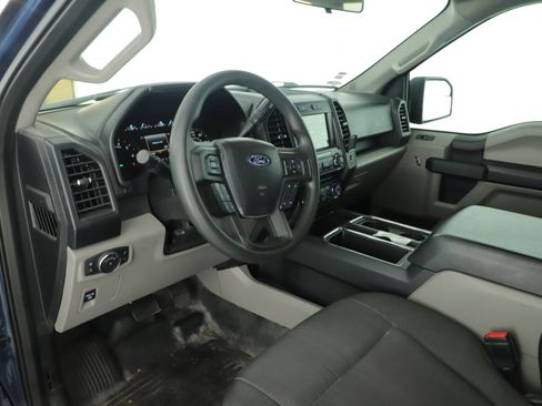 Used 2018 Ford F150 XL w/ Equipment Group 101A Mid image 3