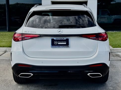 Used 2025 Mercedes-Benz GLC 300 image 14