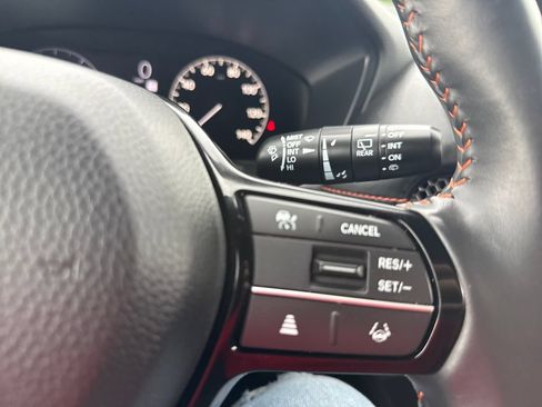Certified 2024 Honda HR-V Sport image 25