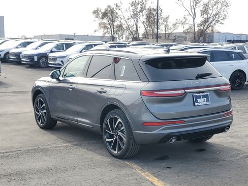 New 2026 Lincoln Corsair Grand Touring image 3