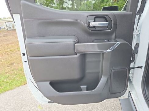 Used 2019 GMC Sierra 1500 AT4 w/ AT4 Premium Package image 9