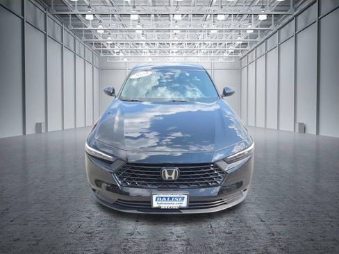 Used 2023 Honda Accord Sport image 15