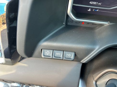 Used 2024 GMC Sierra 2500 Denali w/ Technology Package image 32