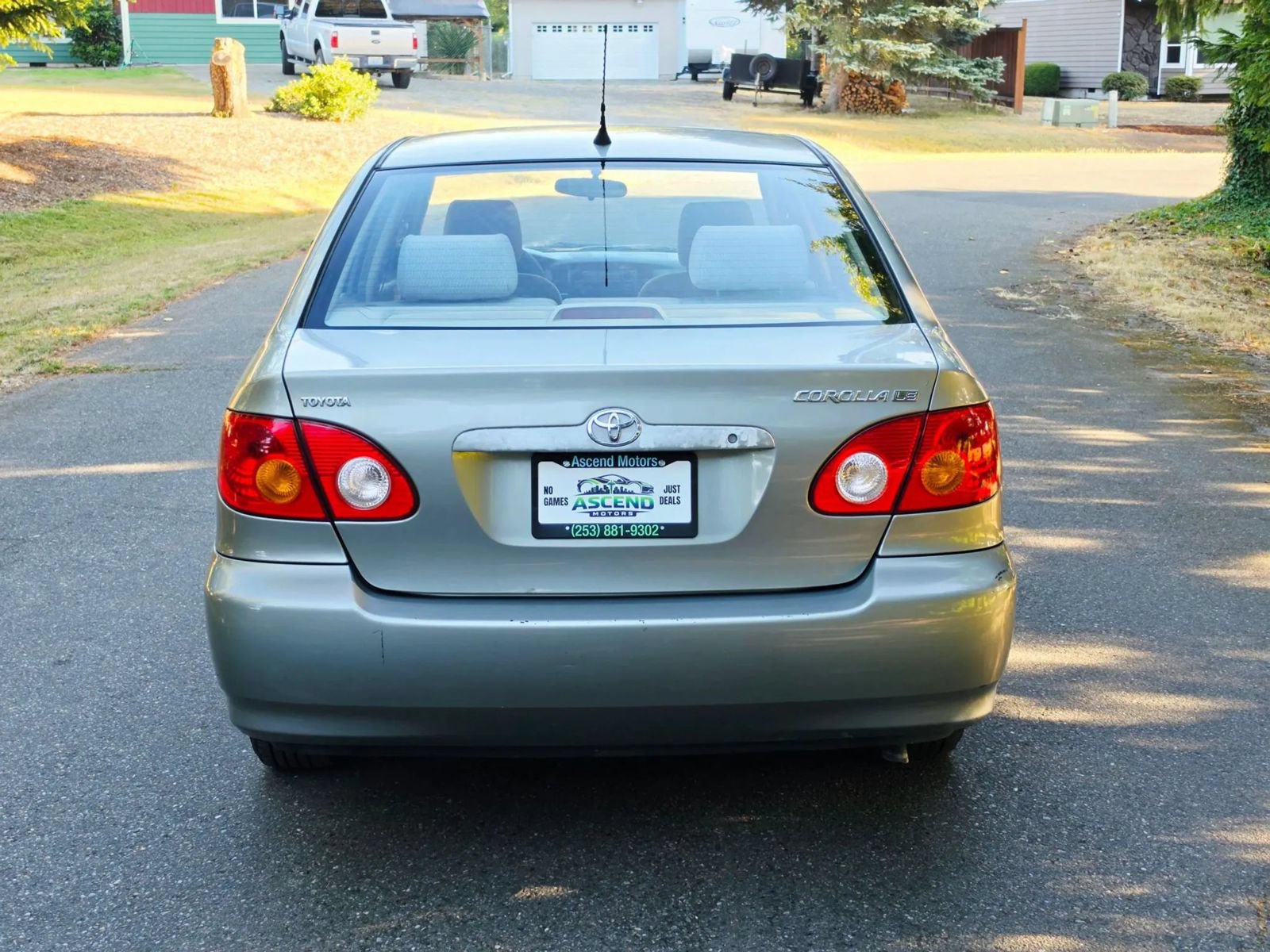 Used 2004 Toyota Corolla LE w/ All Weather Guard Pkg FWD image 4