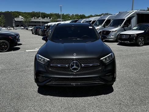 Certified 2025 Mercedes-Benz GLC 300 image 3