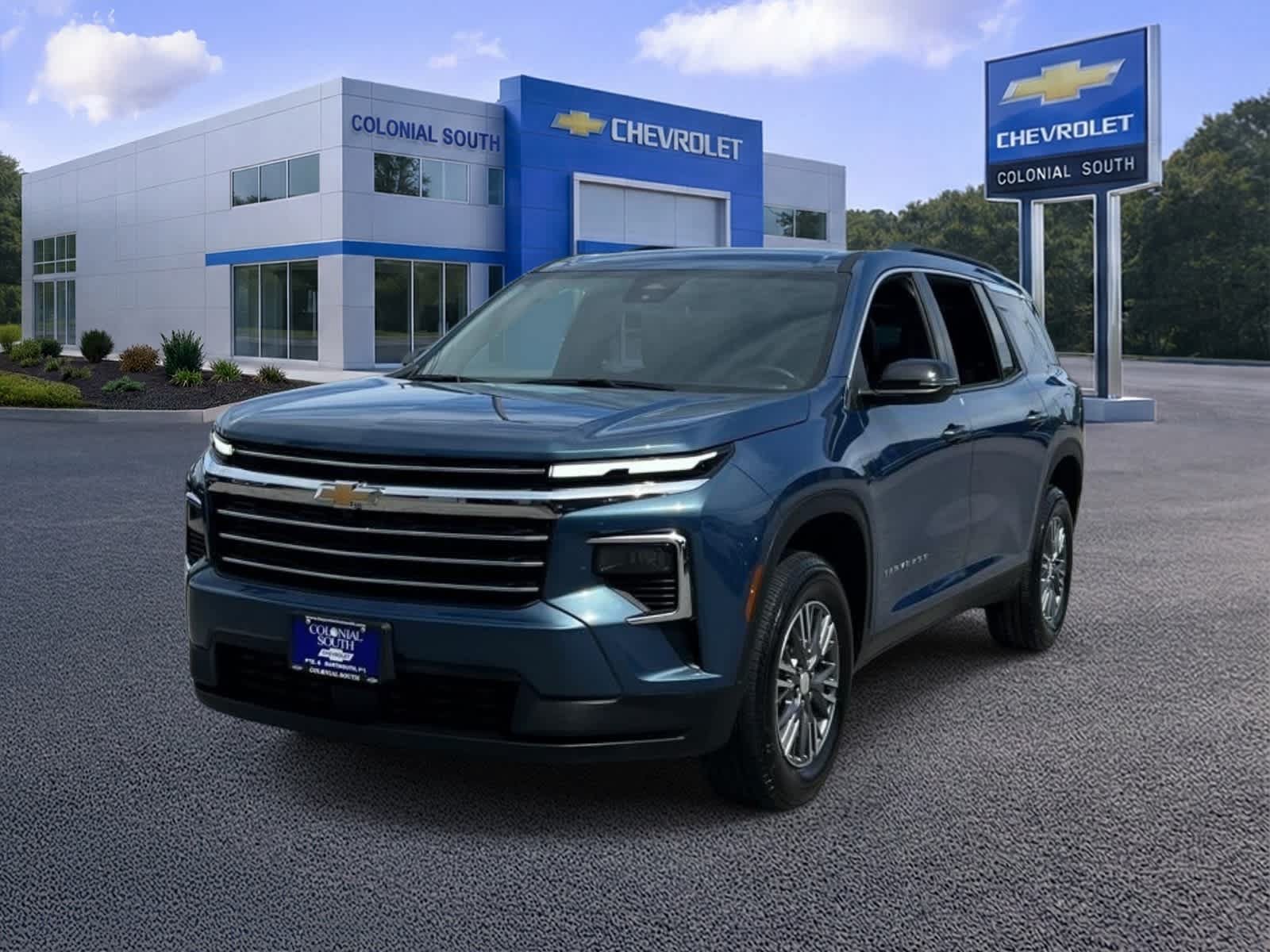Certified 2026 Chevrolet Traverse LT AWD/4WD image 1