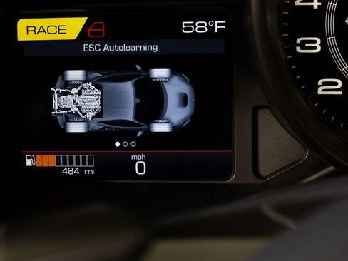 Used 2022 Ferrari F8 Tributo image 33