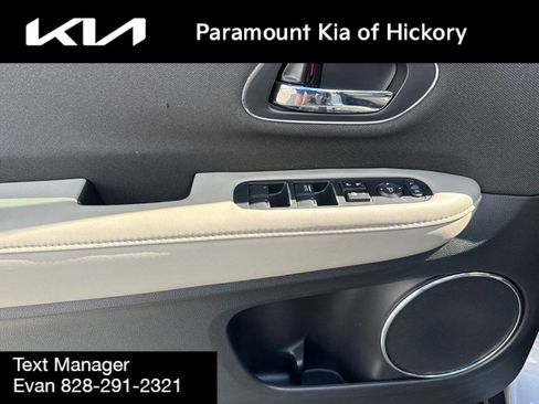 Used 2020 Honda HR-V EX image 16