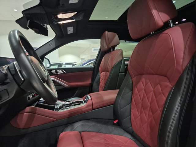Used 2024 BMW X6 xDrive40i w/ Executive Package AWD/4WD image 15