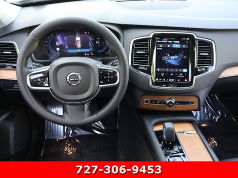 Used 2024 Volvo XC90 T8 Plus w/ Protection Package Premier AWD/4WD image 19