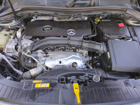 Used 2023 Mercedes-Benz GLA 250 image 21