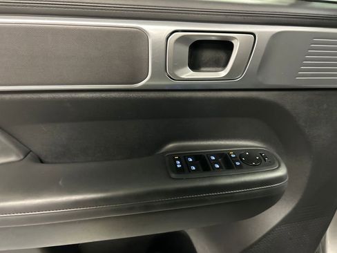 Used 2025 Hyundai Santa Fe SEL image 12