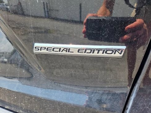 Used 2021 Honda CR-V Special Edition image 11