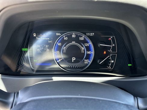 Used 2022 Lexus UX 250h w/ Accessory Package (Z1) AWD/4WD image 11