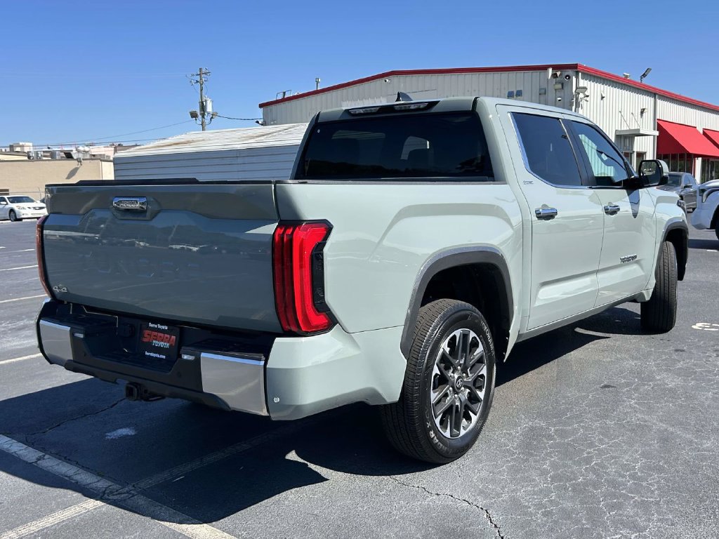 Used 2025 Toyota Tundra Limited AWD/4WD image 3