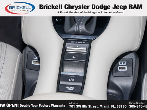 Used 2023 Honda HR-V LX image 23