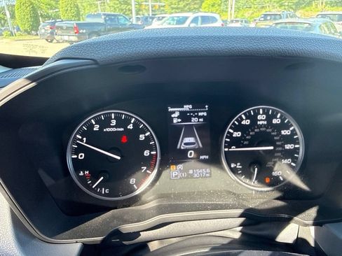 Used 2025 Subaru Crosstrek 2.5i Premium AWD/4WD image 23
