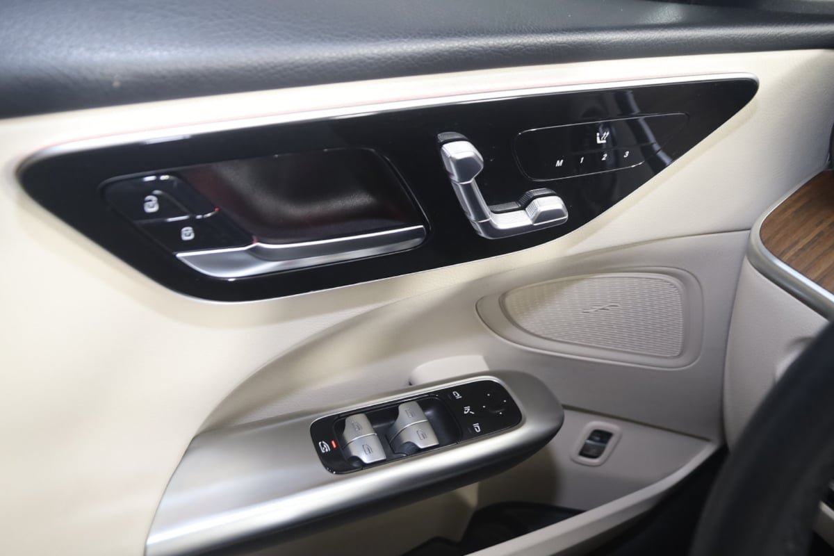 Used 2024 Mercedes-Benz C 300 4MATIC Sedan image 25