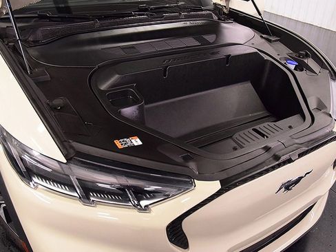 Used 2025 Ford Mustang Mach-E Select image 34