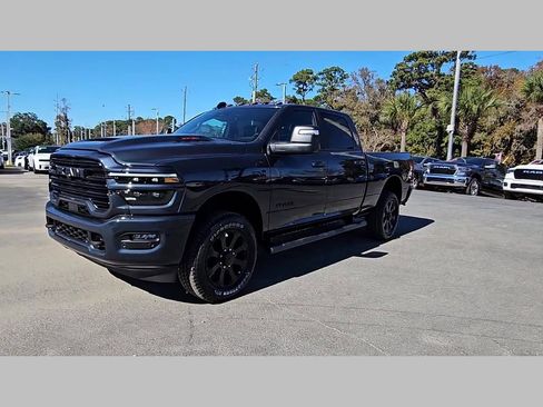 New 2026 RAM 2500 Laramie w/ Night Edition AWD/4WD image 39