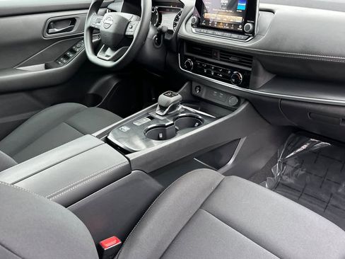 New 2026 Nissan Rogue S image 16