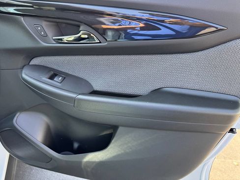 New 2026 Chevrolet TrailBlazer LT w/ Midnight Edition FWD image 9